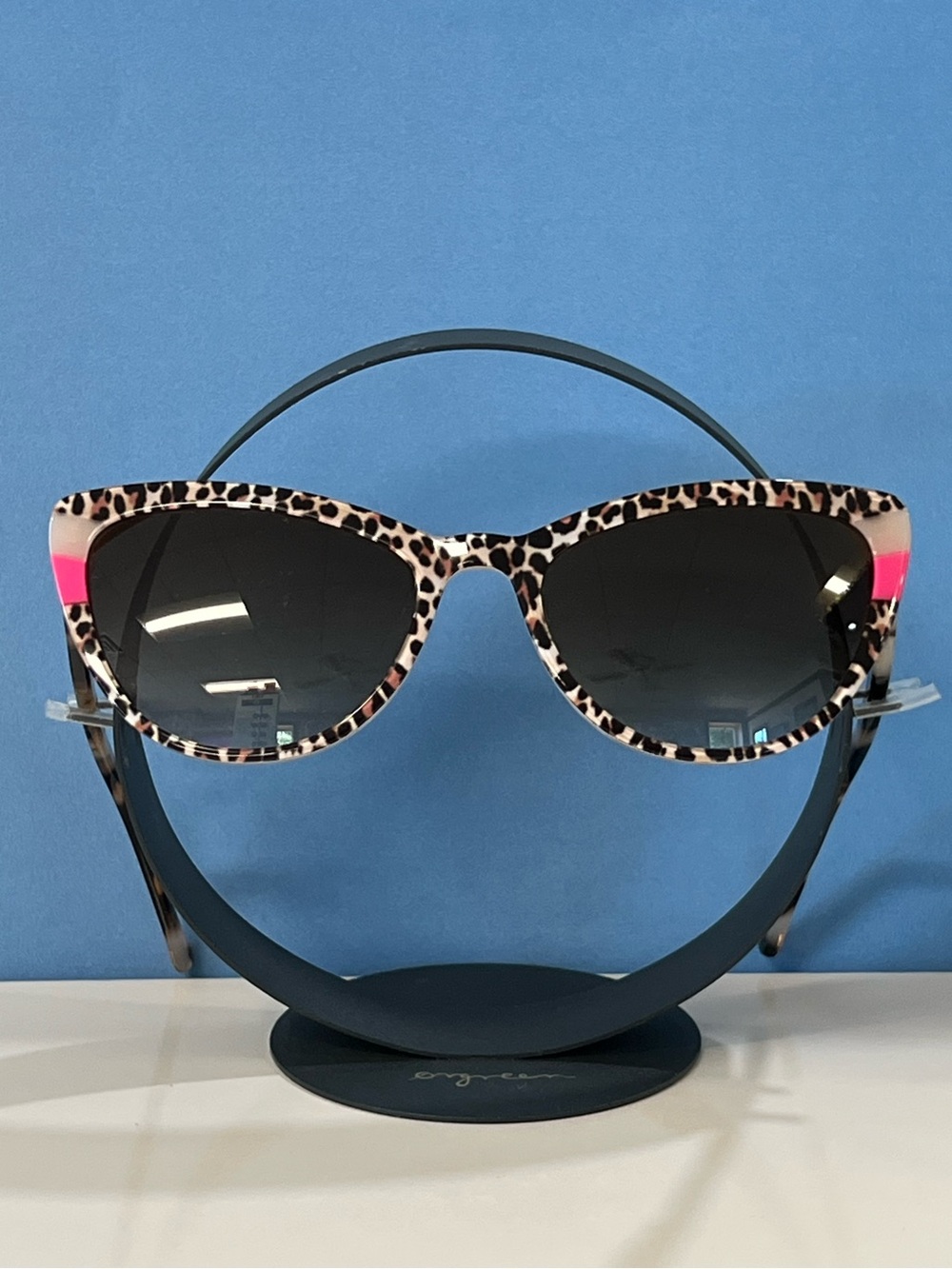 Betsey Johnson Tutti Frutti Leo 54-18-140